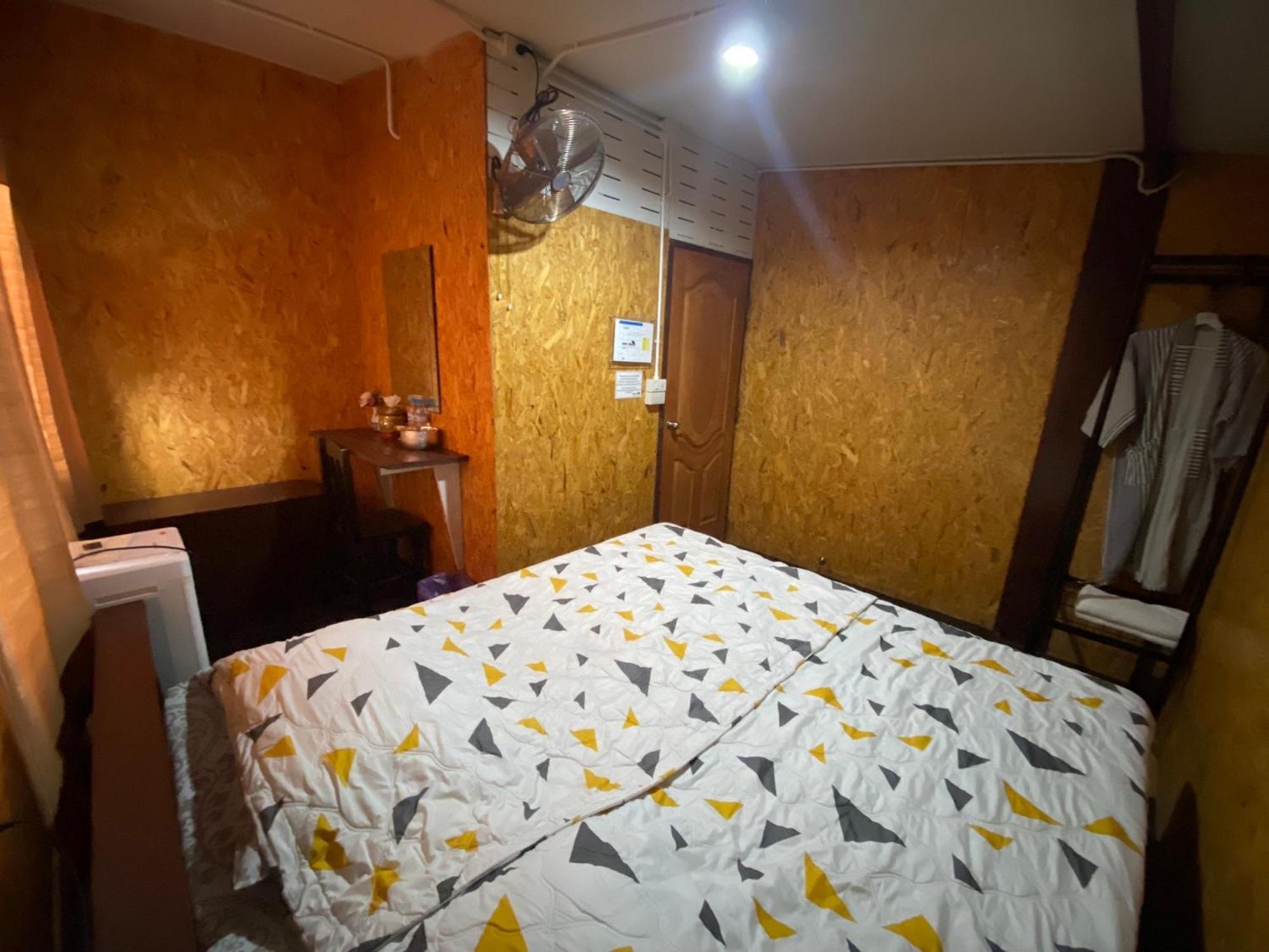 Хостел Arku'S House Чіангмай Екстер'єр фото